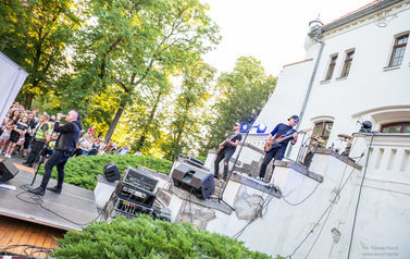 ufo8-2389-T78_8690-koncert
