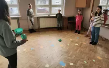 060