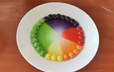 005