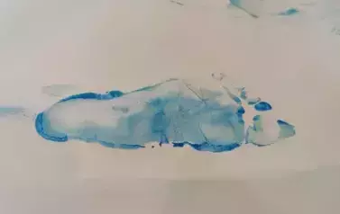 052