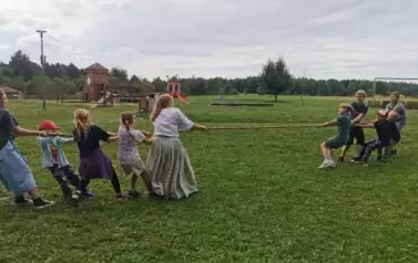 090
