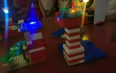 052