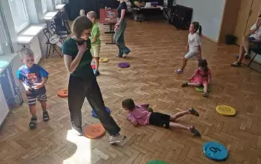 056