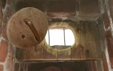 133