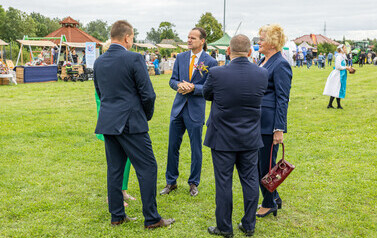 20260906-J_W_2010
