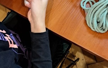 04