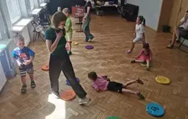 056
