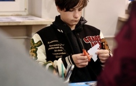 040_832128cb-2278-4d79-bb25-2f57e94c29fa